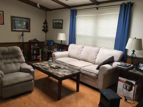 Seabrook, NH 03874,25 Tricia ST