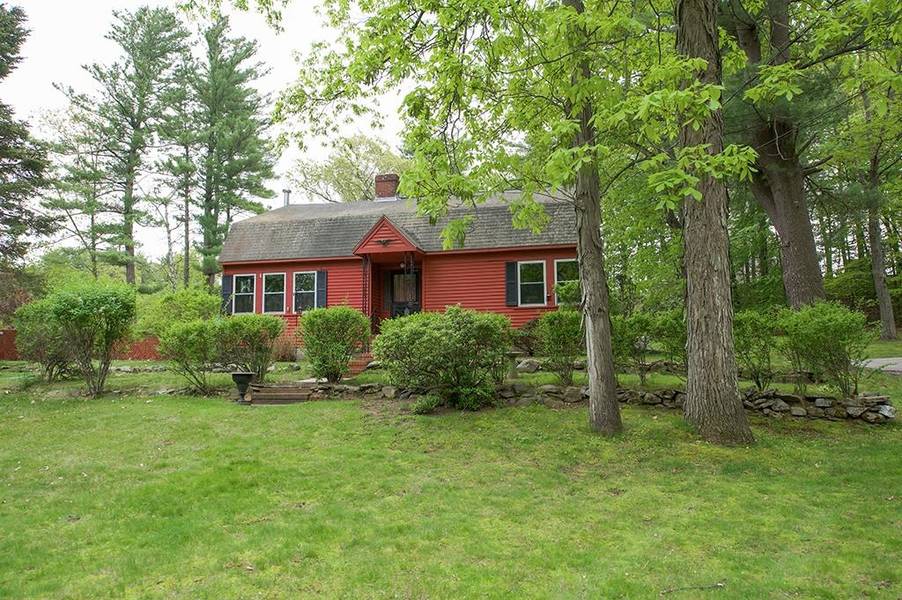 53 Forrest ST, Plaistow, NH 03865