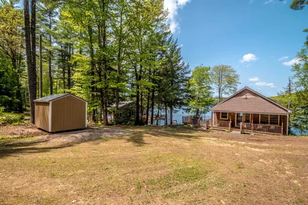 Wakefield, NH 03872,138 Ferguson RD