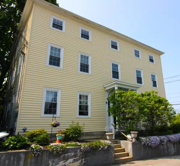 9 Prospect ST #3,  Portsmouth,  NH 03801