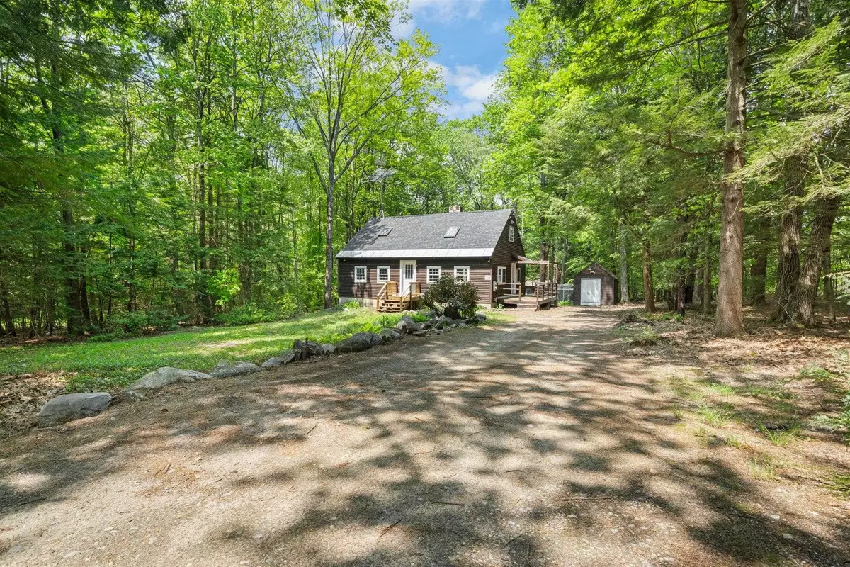 Greenfield, NH 03047,43 Zephyr Lake RD