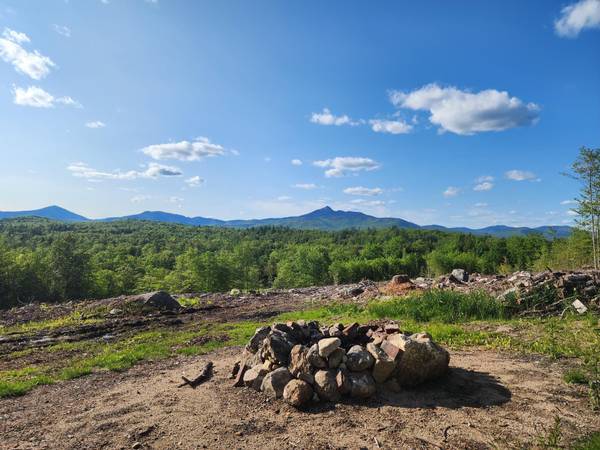 529 Page Hill RD, Tamworth, NH 03886