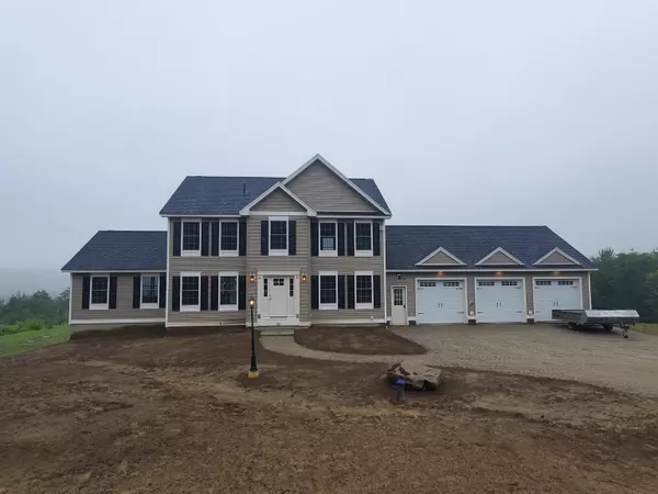 Pittsfield, NH 03263,190 Governors RD