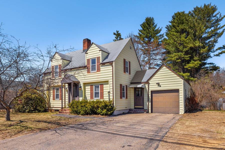 306 Gilford AVE, Gilford, NH 03249