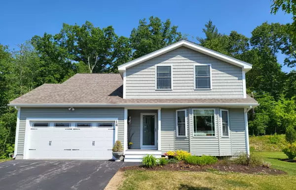 14 Wilson WAY, Brentwood, NH 03833