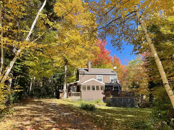 19 Arctic CIR, Wilmington, VT 05363