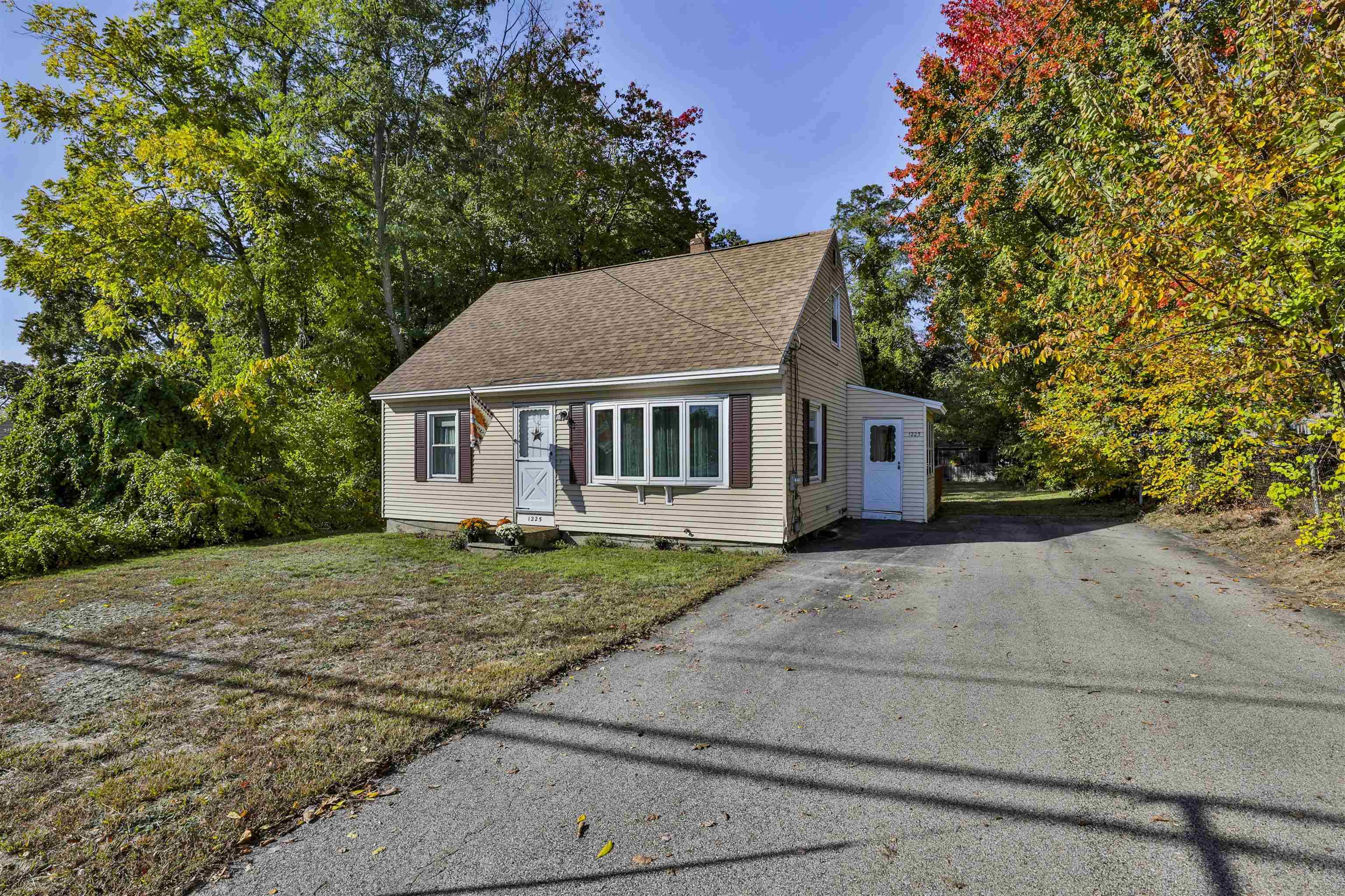 1225 S Beech ST, Manchester, NH 03103