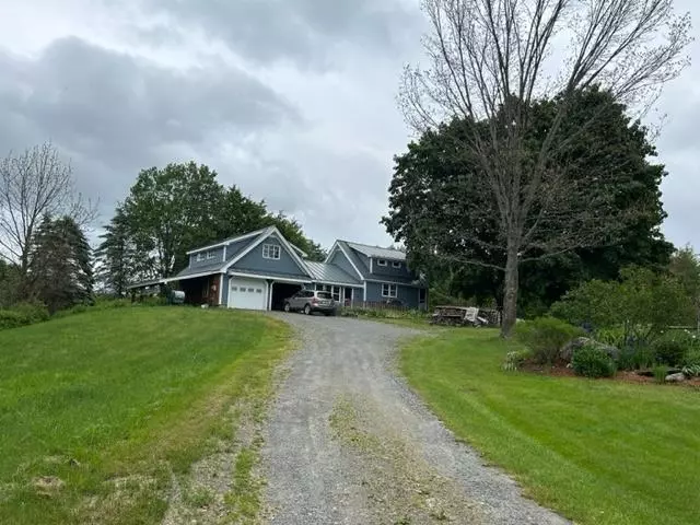 Rockingham, VT 05101-0000,157 Parker Hill RD