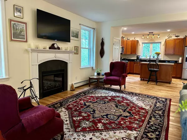 Lebanon, NH 03784,88 Dogwood CIR