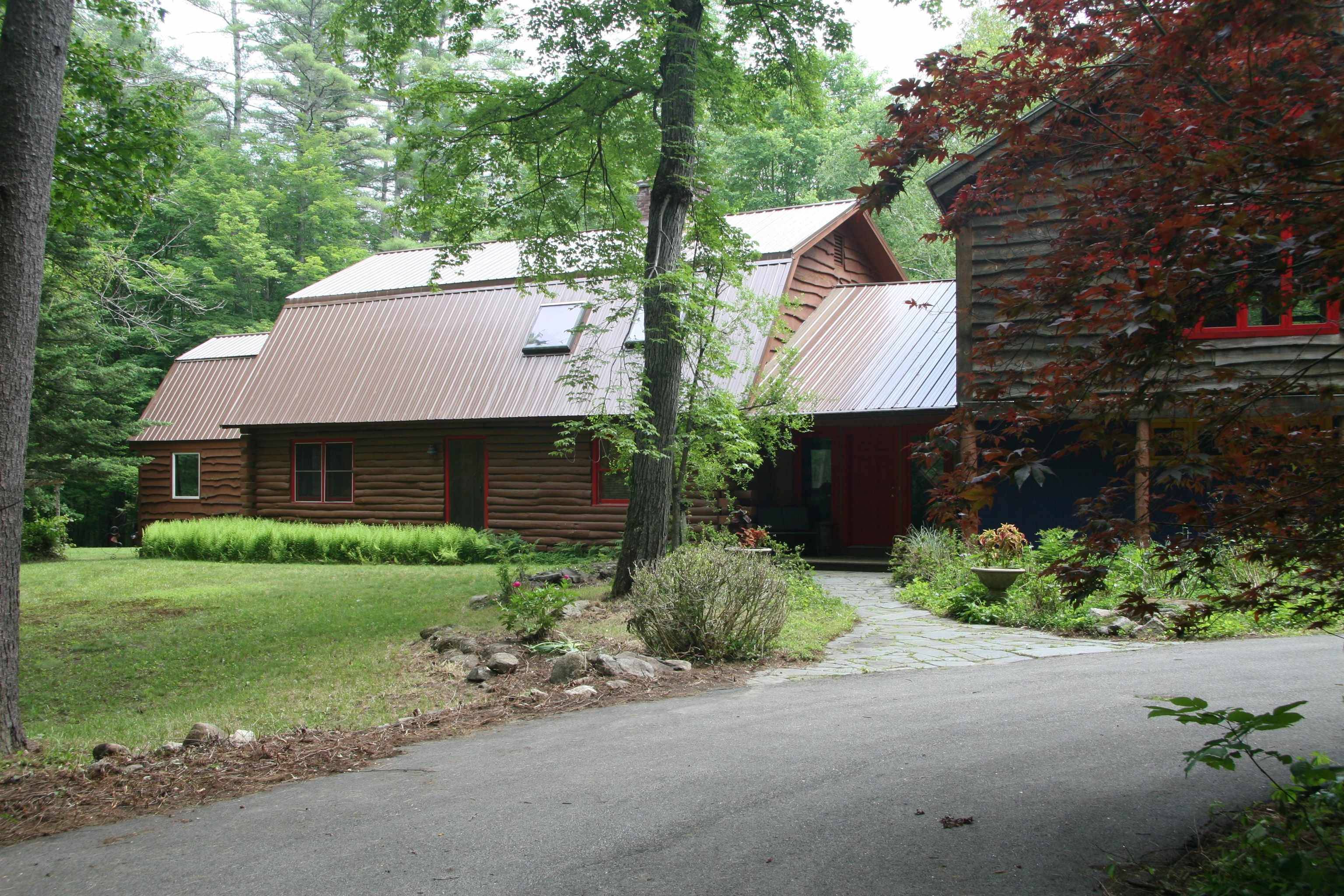 1111 Pine ST, Hopkinton, NH 03229