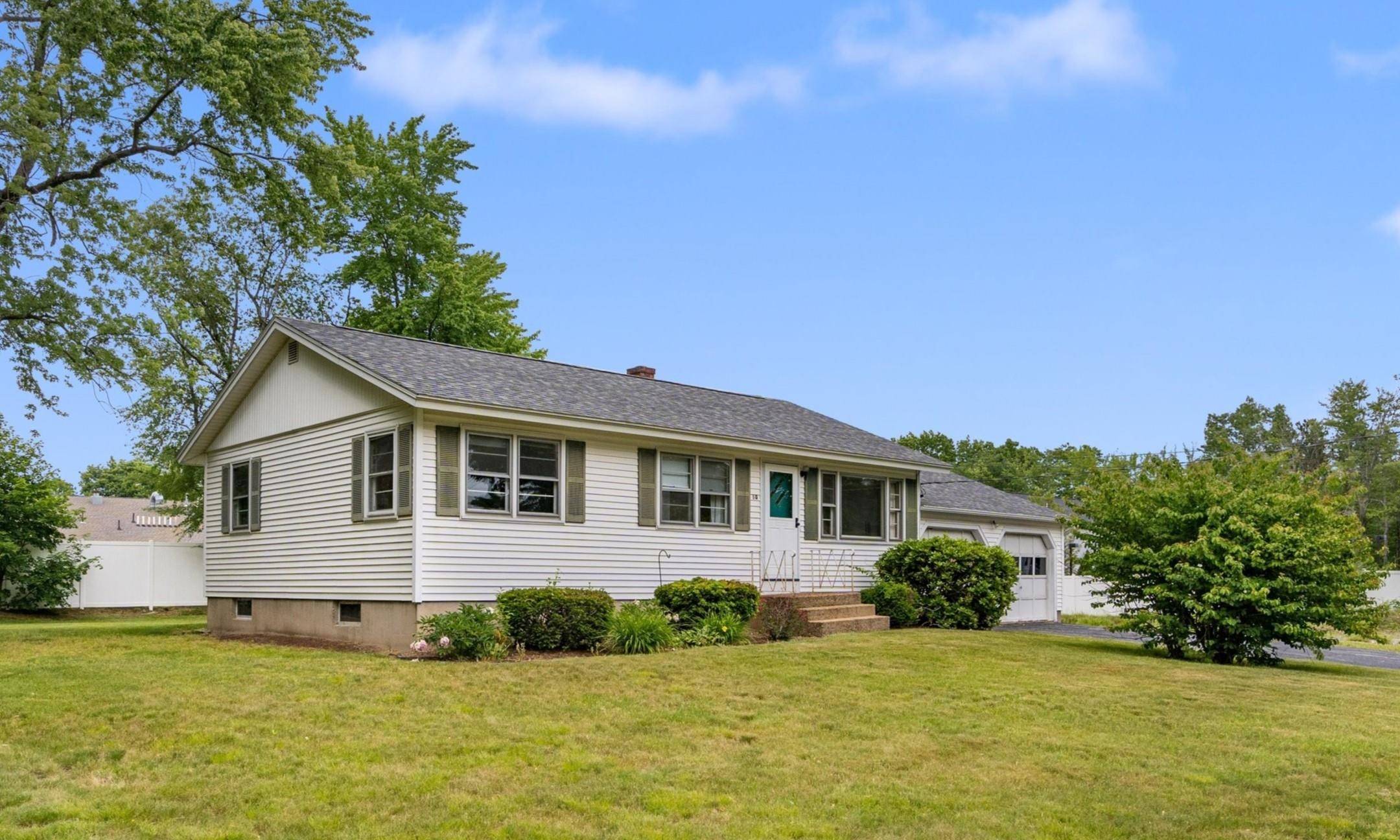 10 Park DR, Bedford, NH 03110