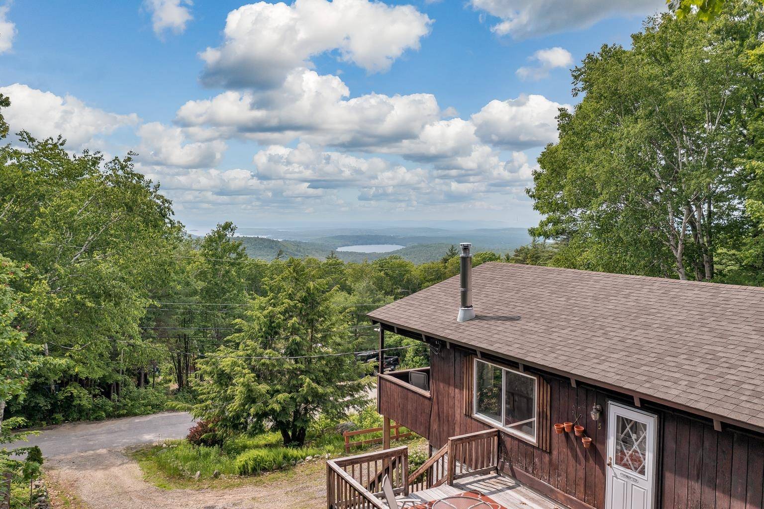 5 Winsor WAY, New Durham, NH 03895