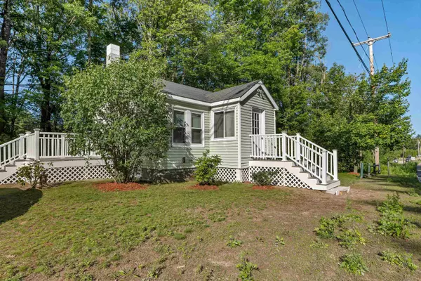 Farmington, NH 03835,409 Route 11