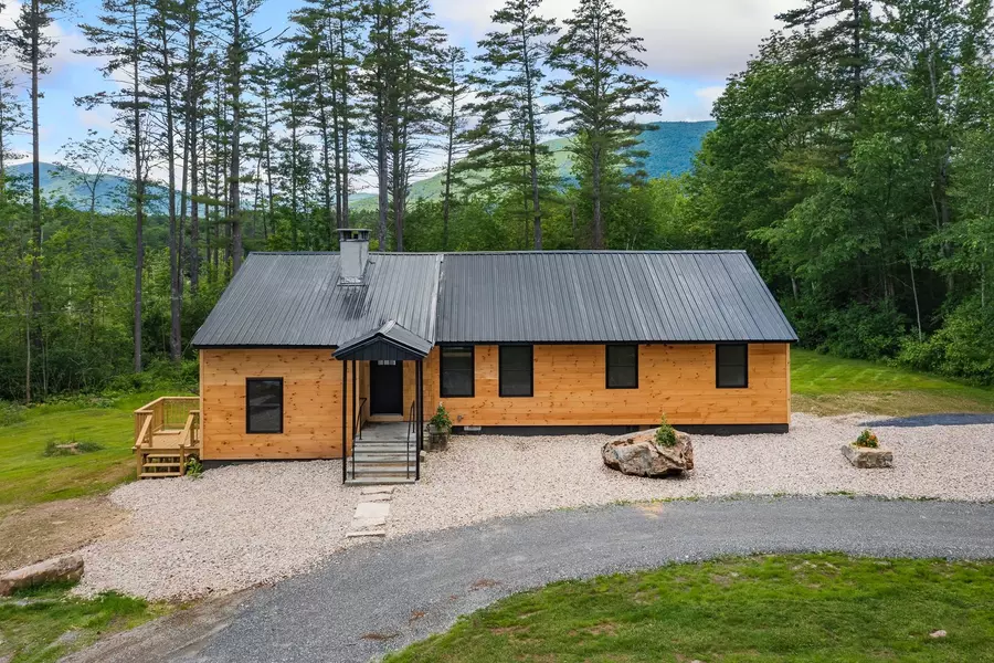 55 Flynn Hollow RD, Sunderland, VT 05250