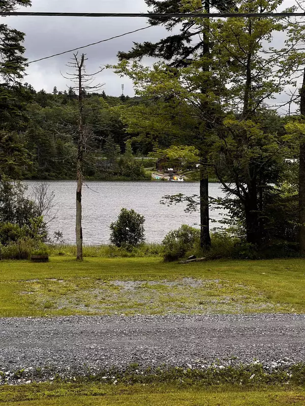 Woodford, VT 05201,469 Beach RD