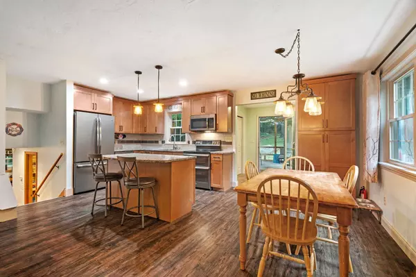 Bow, NH 03304,33 Brown Hill RD