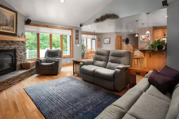 Arundel, ME 04046,20 Legros LN