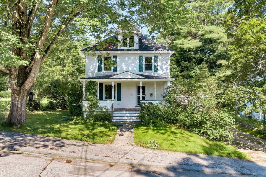 32 Emerson ST, Plymouth, NH 03264