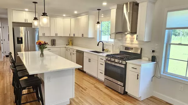 Warner, NH 03278,467 Poverty Plains RD