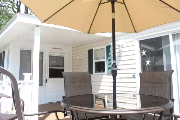 Freedom, NH 03836,7 White Birch E LN #276