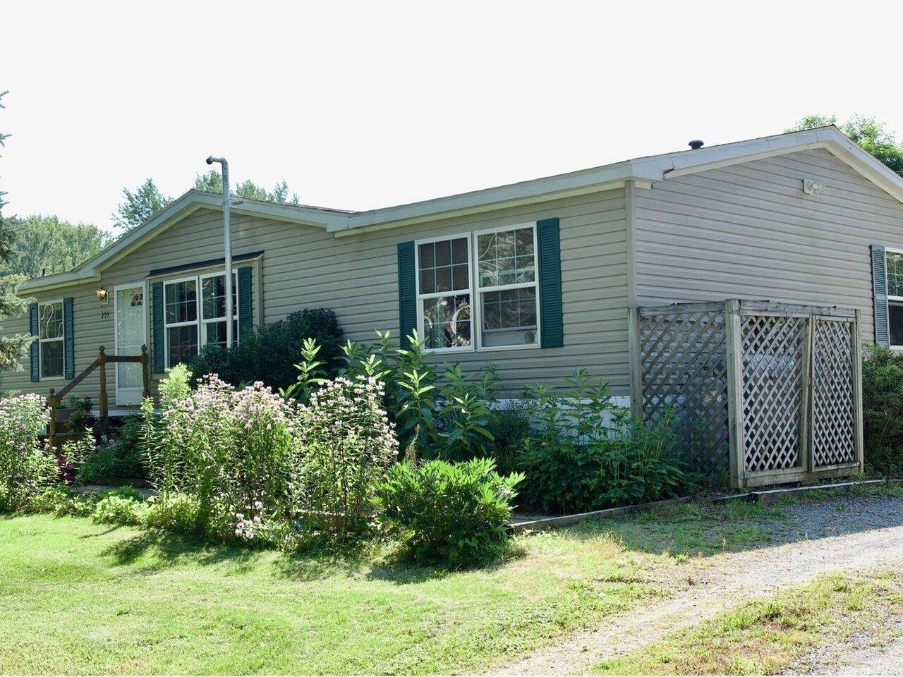 255 Roberts Park RD, Huntington, VT 05462