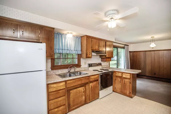 Merrimack, NH 03054,10 Minuteman AVE