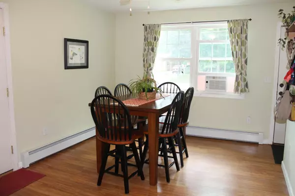 Boscawen, NH 03303,216 Daniel Webster HWY