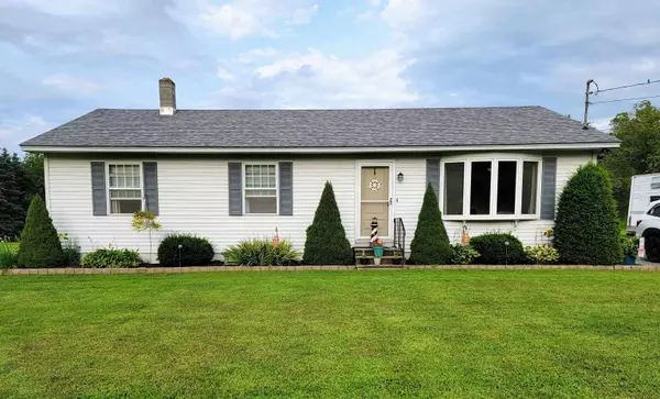 188 Mary LN, Castleton, VT 05735