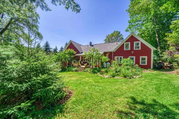 Sunapee, NH 03782,8 School ST