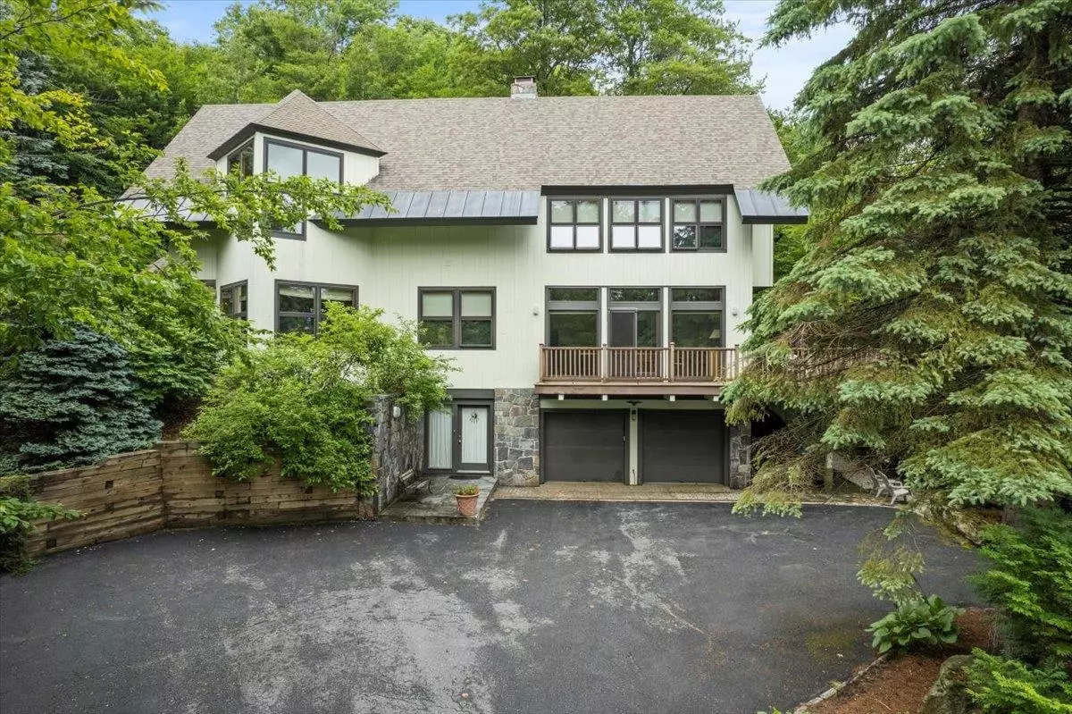 Winhall, VT 05340,11 Summit View RD #11