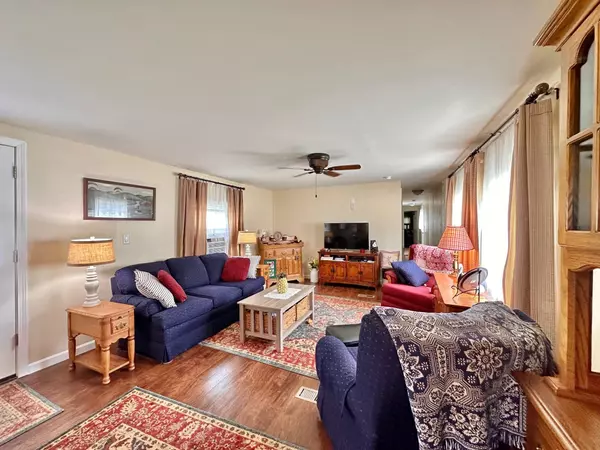 Belmont, NH 03220,35 Circle DR