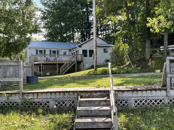 Glover, VT 05875,1175 Parker RD