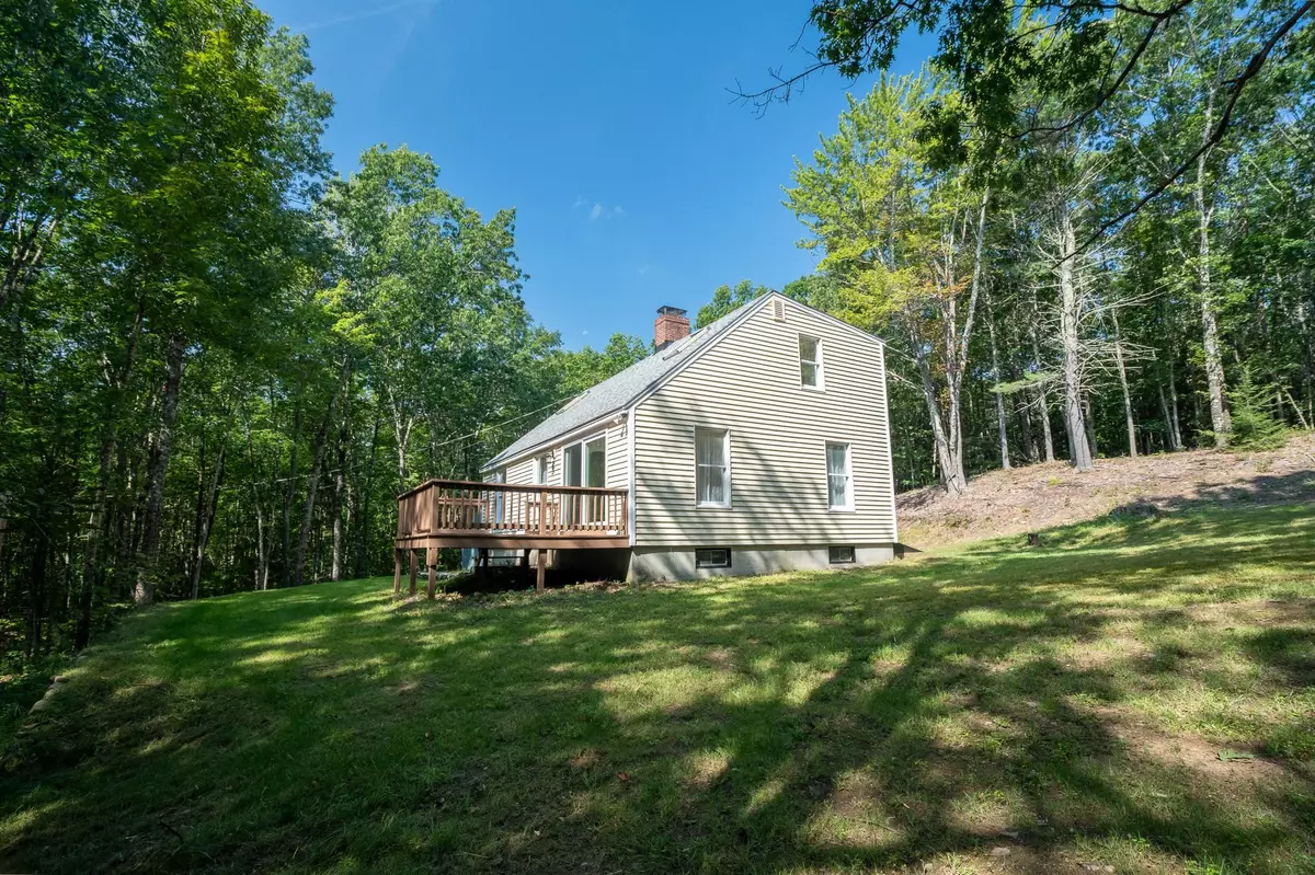 Lee, NH 03861,8 West Mill Pond RD