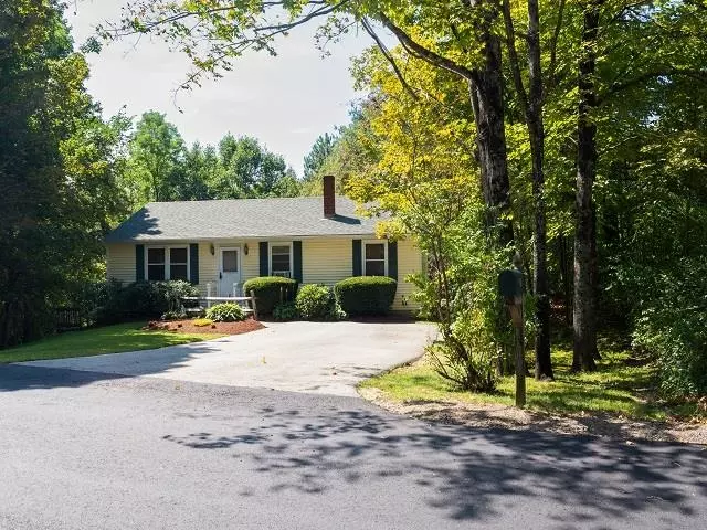 Warner, NH 03278,68 Denny Hill RD