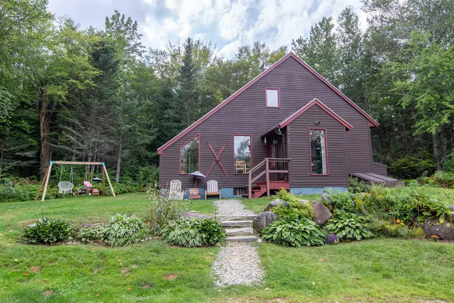 22 Orchard ST, Campton, NH 03223