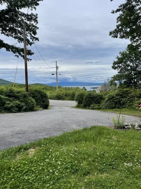 Alton, NH 03810,215 Alton Mountain RD