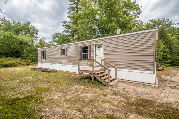 296 Durrell RD, Tamworth, NH 03886