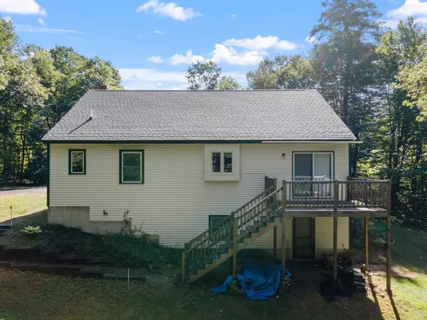 Pembroke, NH 03275,246 Church RD