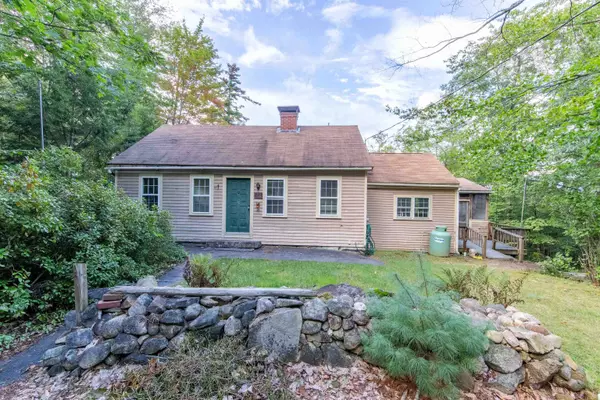 673 Page Hill RD, Tamworth, NH 03886