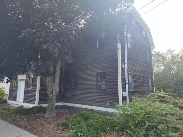 Hartford, VT 05001,61 Depot ST