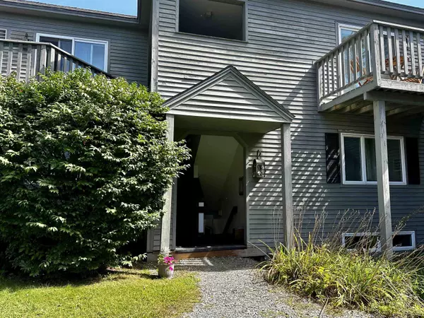 24 School ST #Unit #9, Hanover, NH 03755