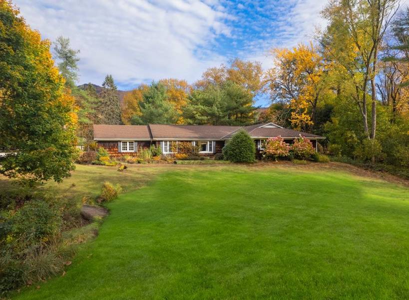 256 Susan LN, Rutland Town, VT 05701