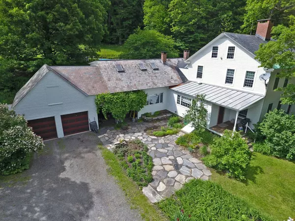 141 River RD, Newfane, VT 05345