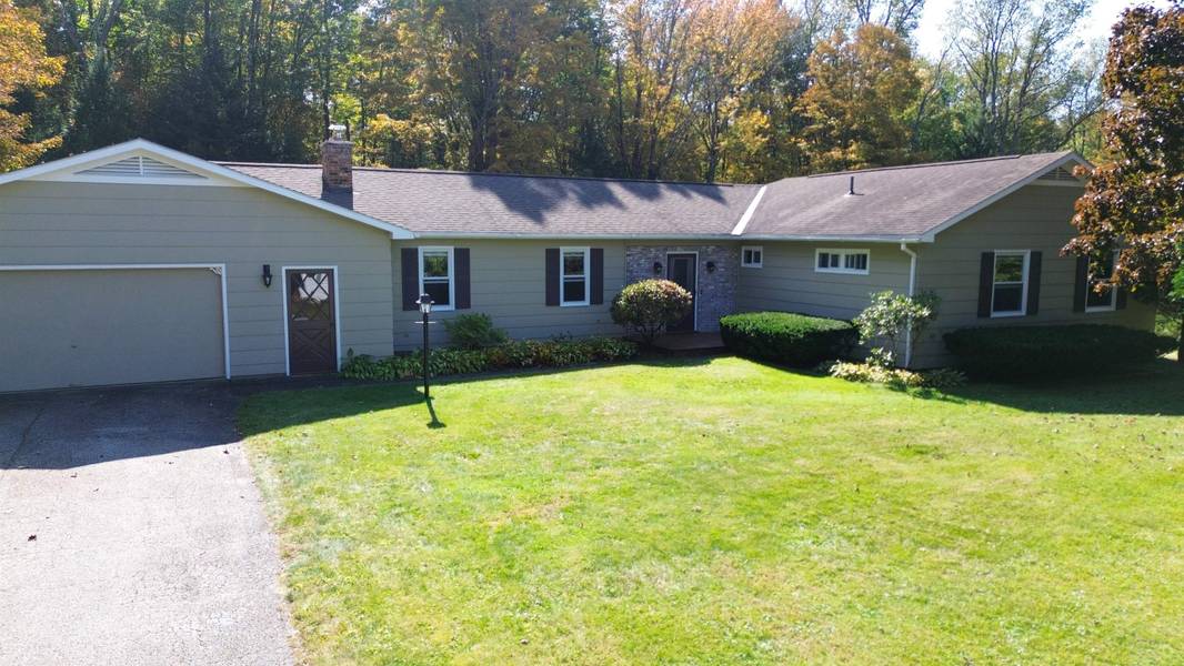 324 Gloria AVE, Rutland Town, VT 05701