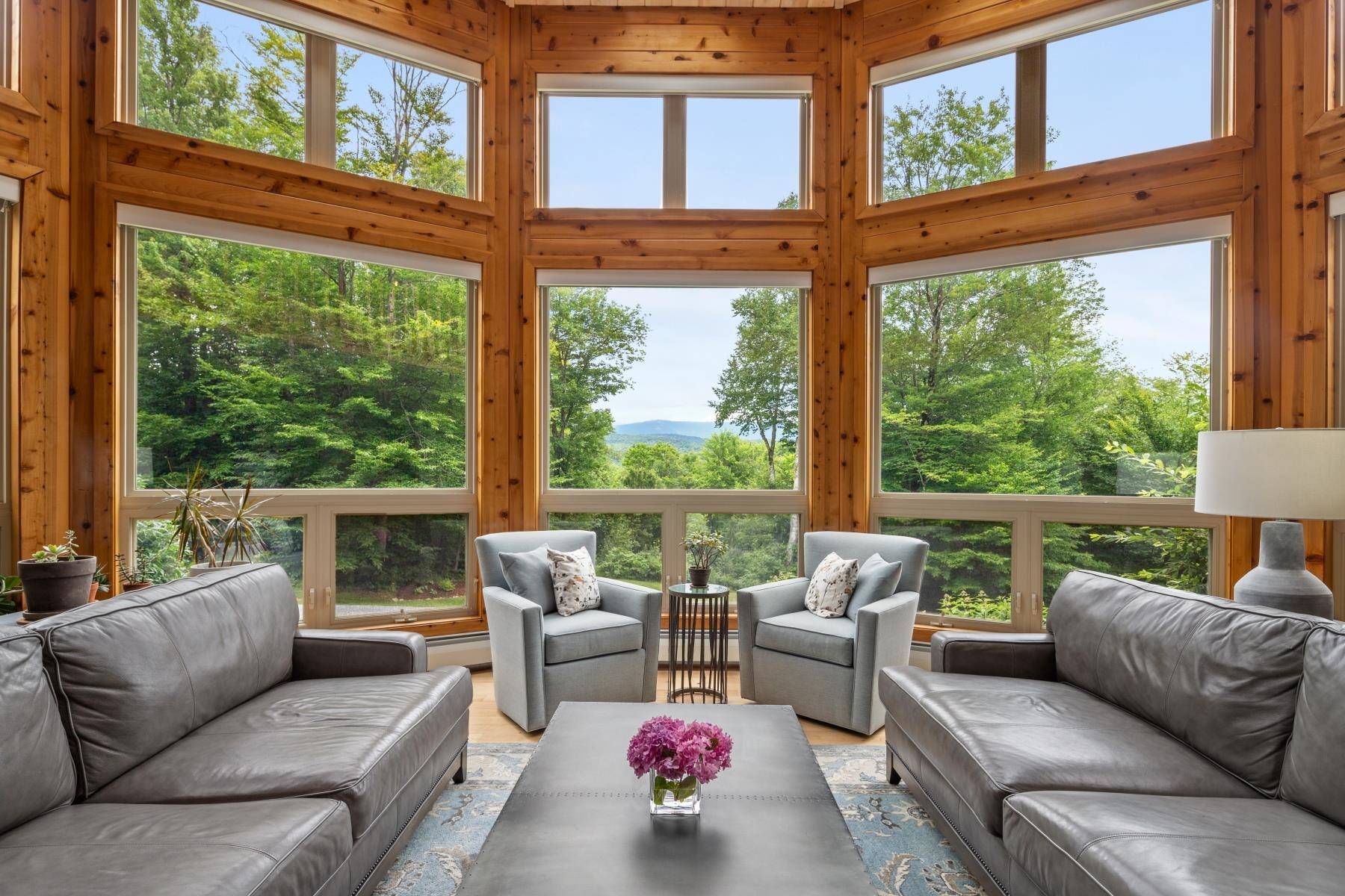 Jericho, VT 05446-5,63 Palmer LN
