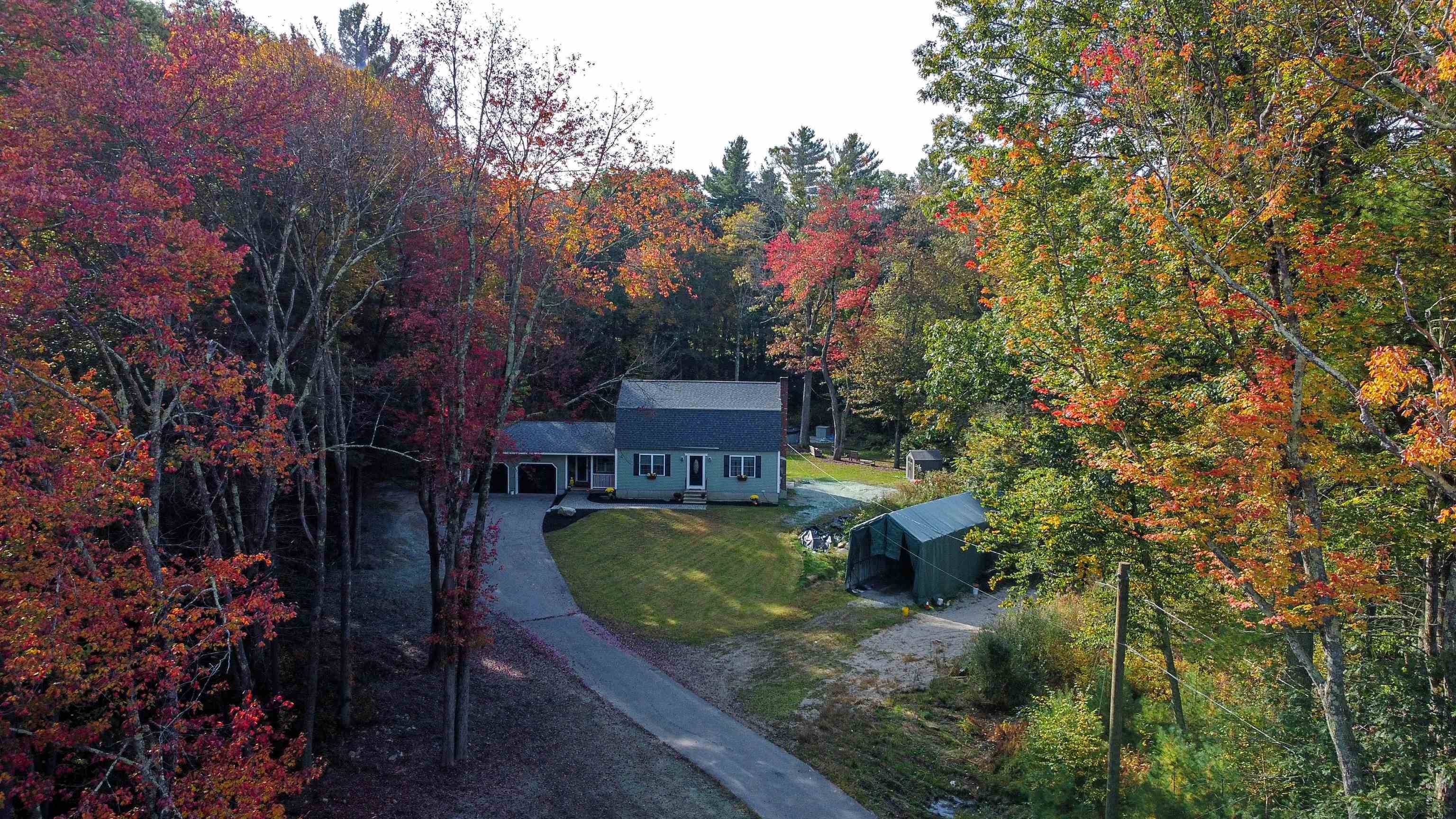 Hudson, NH 03051,22 Cheney DR