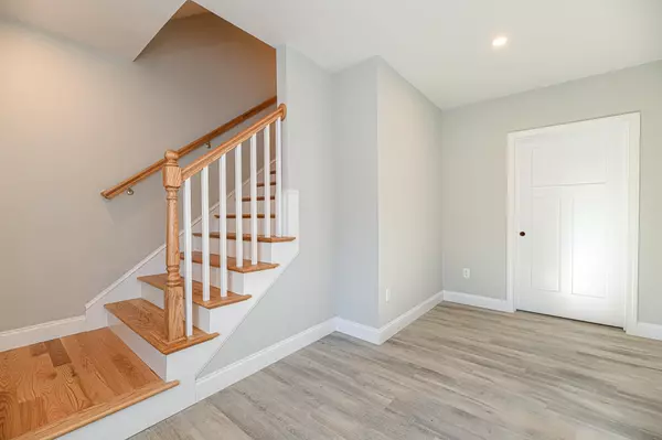 Londonderry, NH 03053,8 Delphi WAY