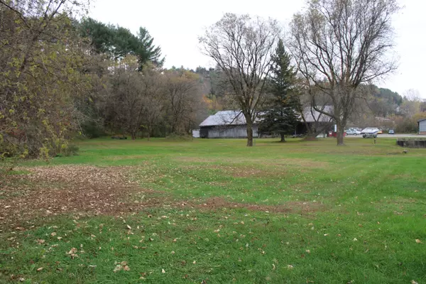 1354 Memorial DR, St. Johnsbury, VT 05819