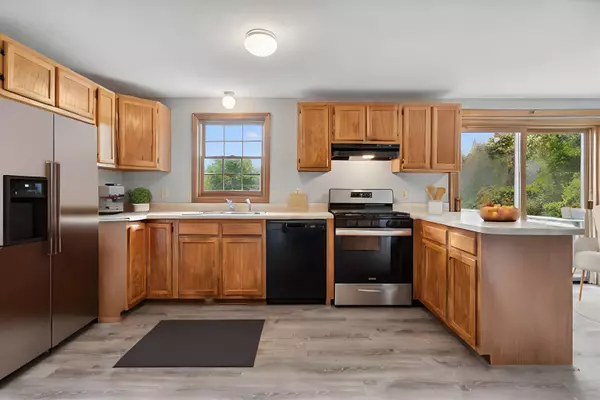 Pelham, NH 03076,16 Clark CIR