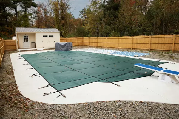 Pembroke, NH 03275,447 6th Range RD